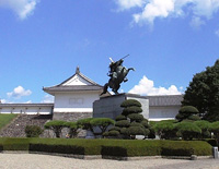 A statue of Mogami Yoshiaki